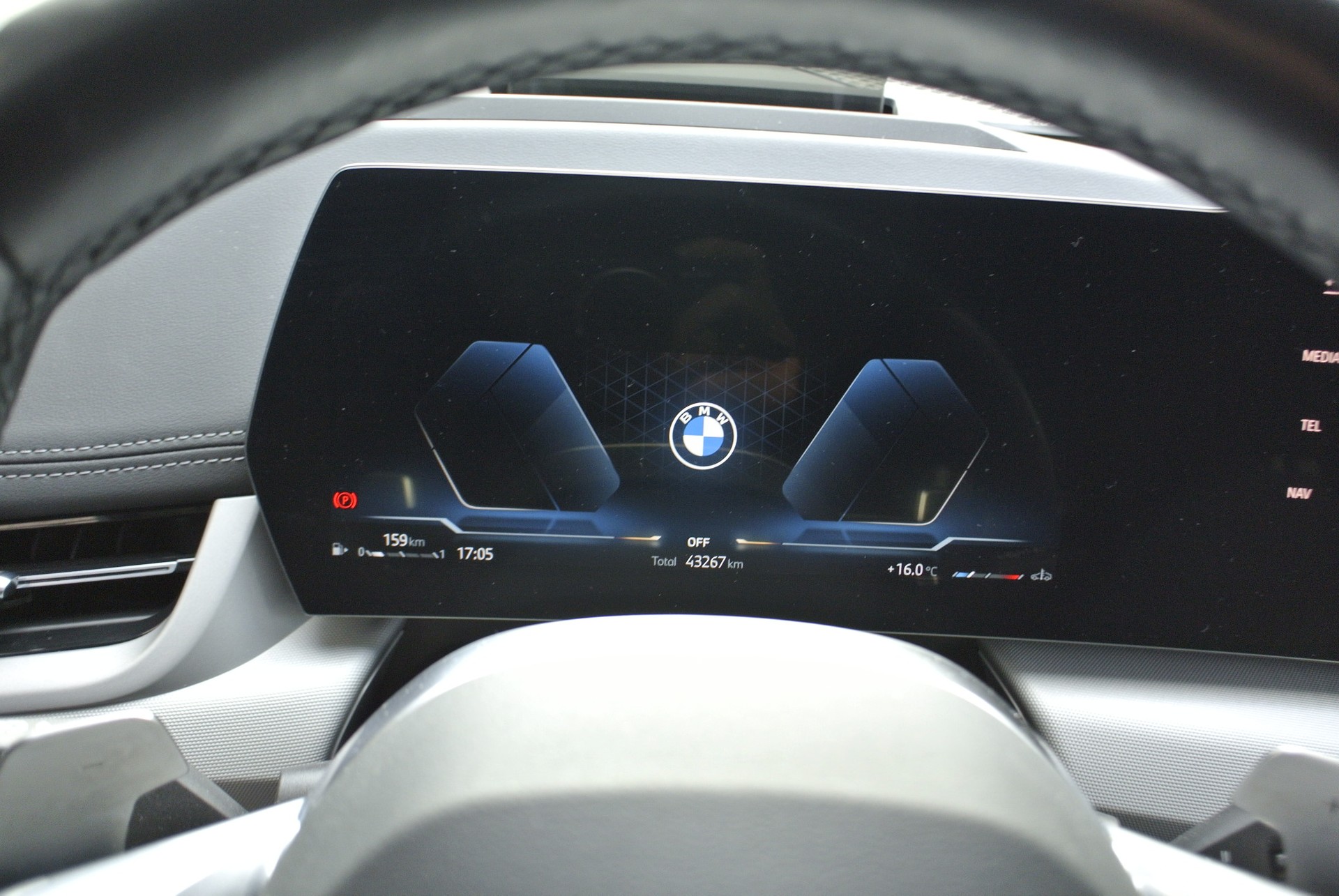 BMW 218i Active Tourer DKG-image-17