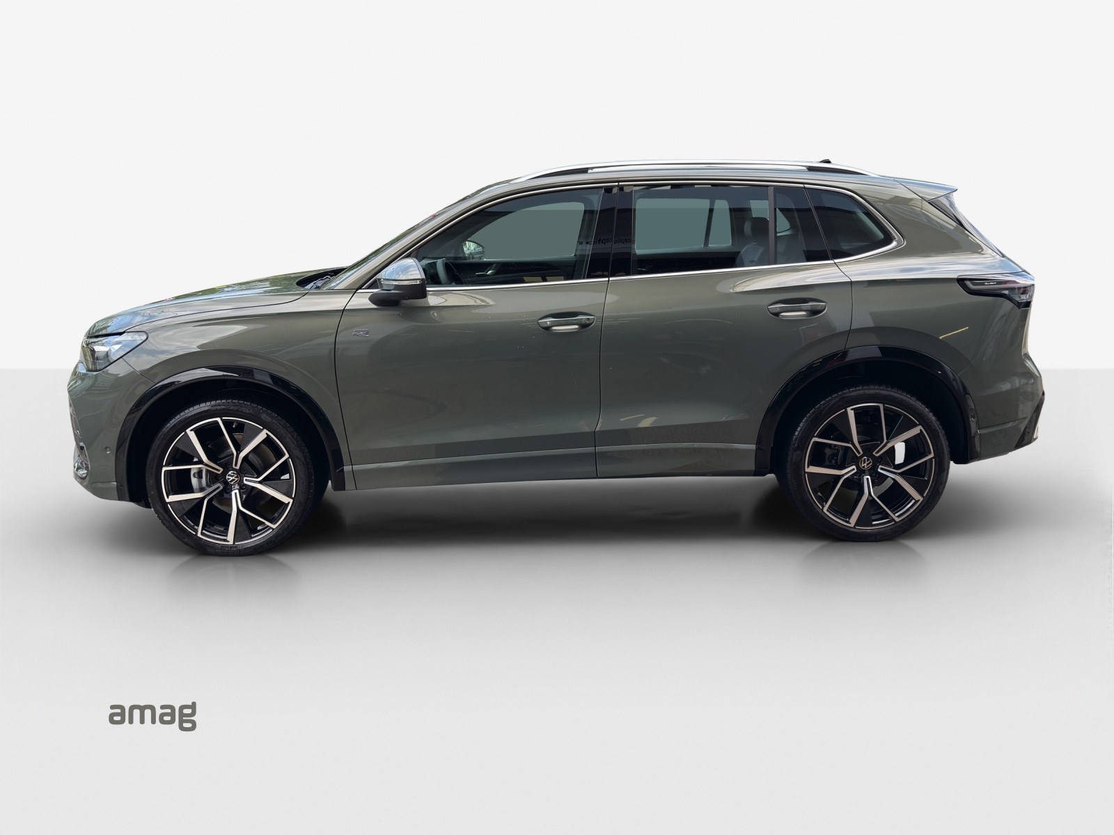 VW Tiguan 2.0 TSI DSG R-Line 4Motion-showroom-element-1