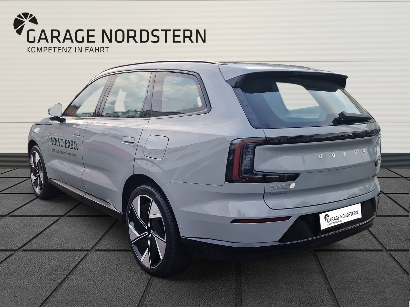 VOLVO EX 90 Twin Performance Ultra AWD-showroom-element-2