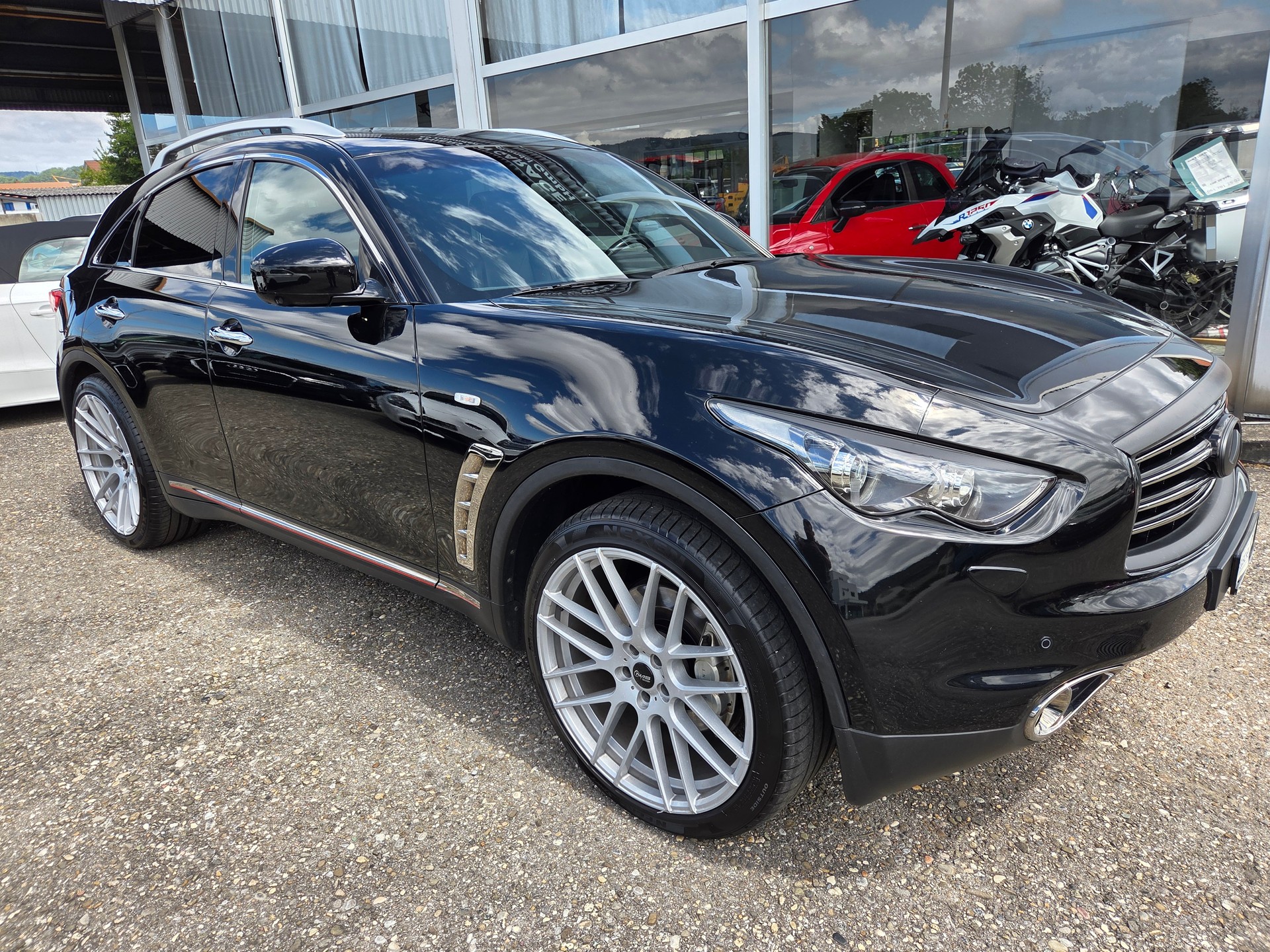 INFINITI FX30d S AWD Automatic