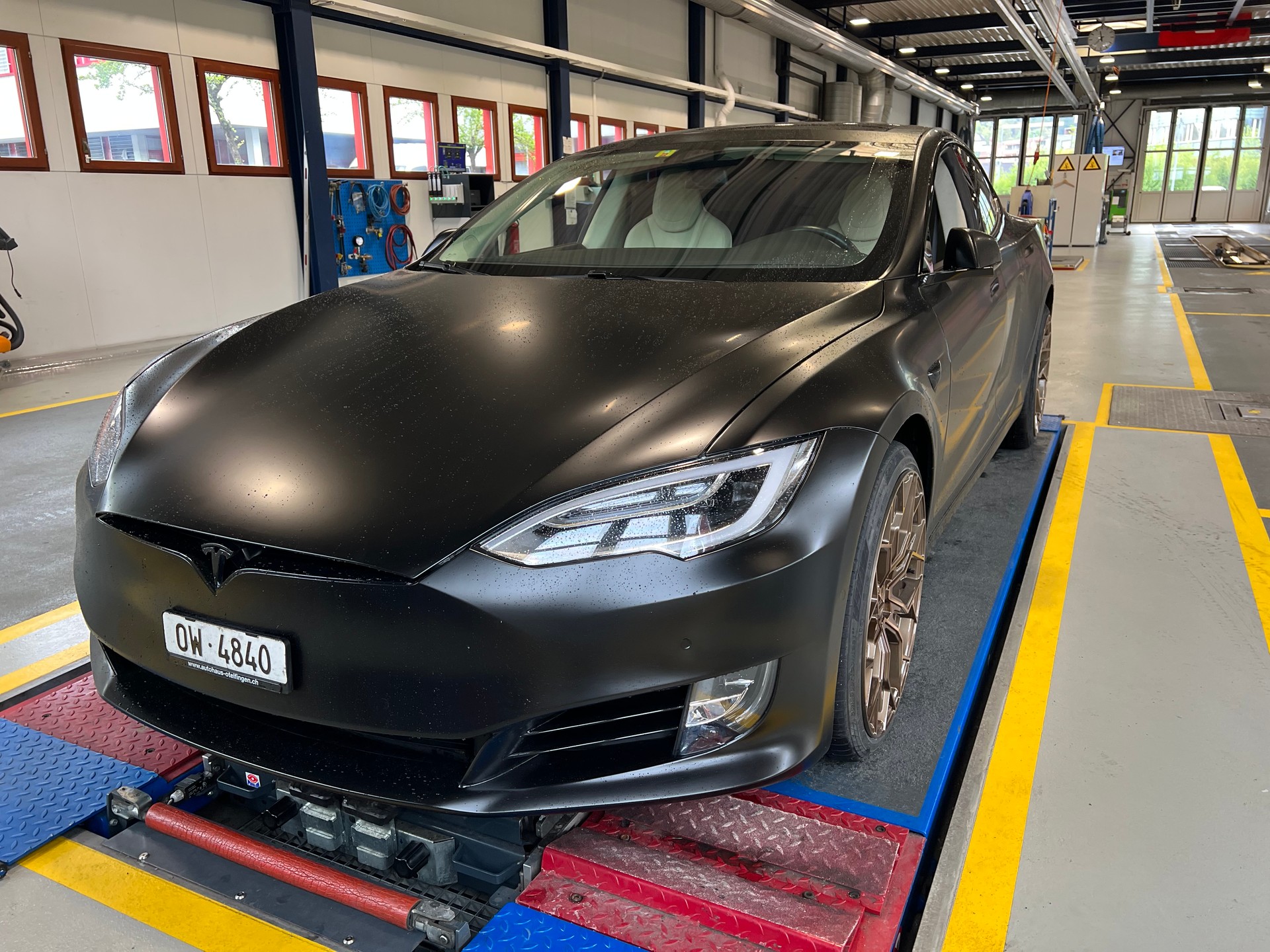 TESLA Model S 100 D Performance