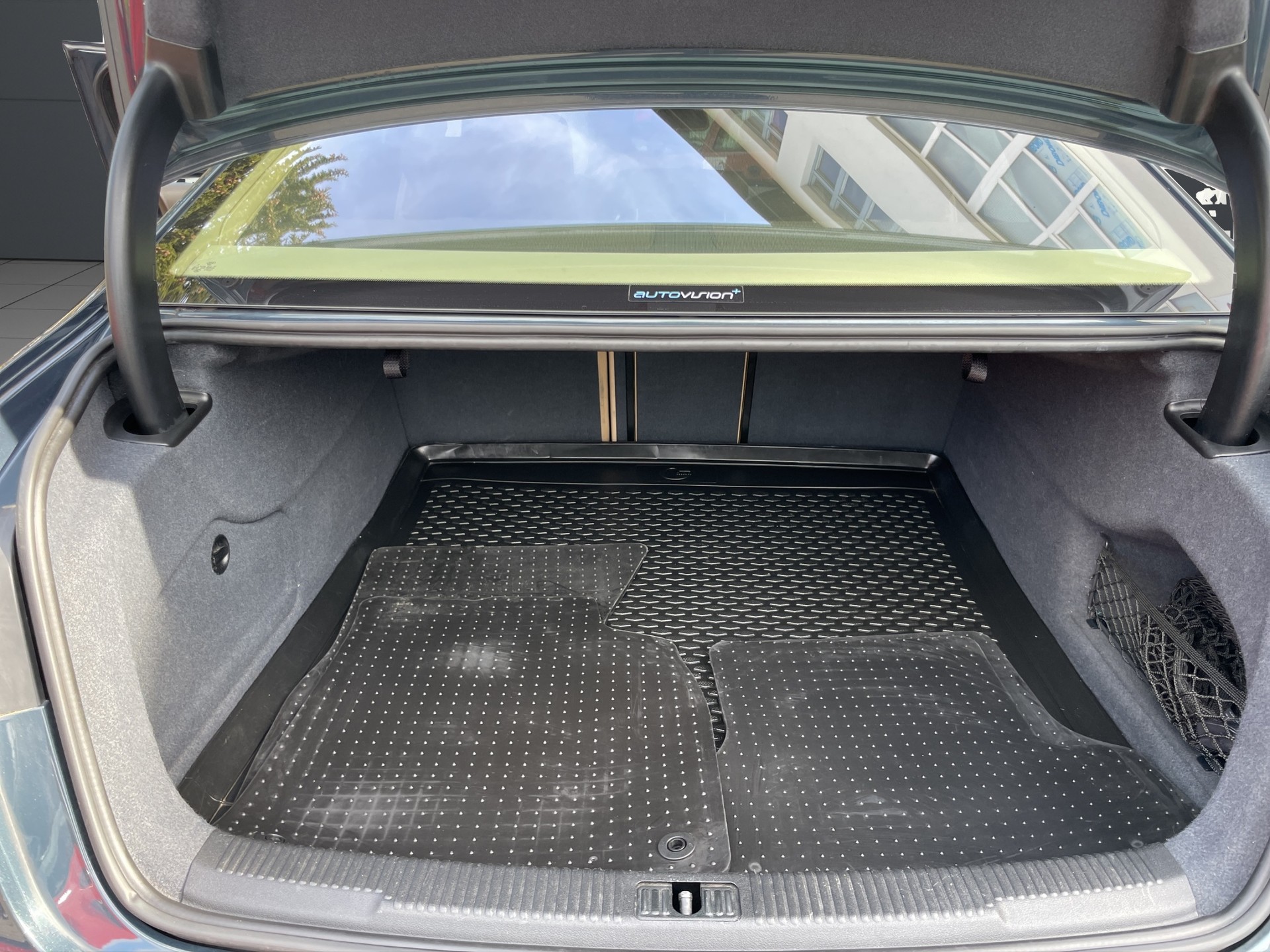 AUDI A6 3.0 TFSI V6 quattro S-tronic-image-14