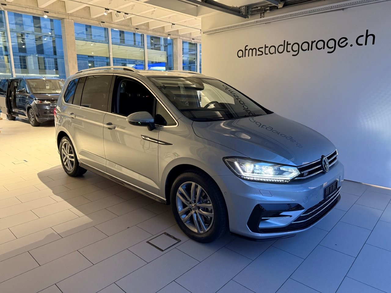 VW Touran 1.5 (Kompaktvan / Minivan) VW VW Touran 1.5 (Kompaktvan / Minivan)