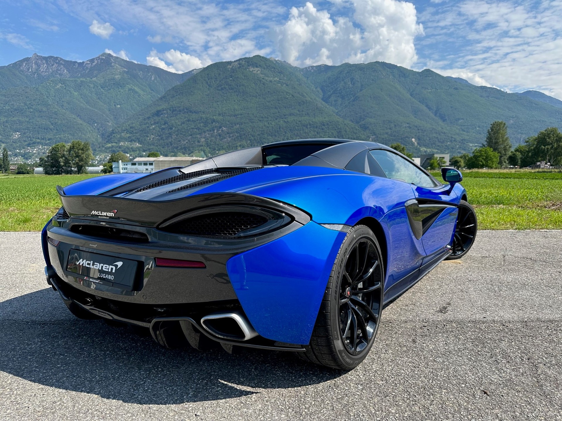 McLAREN 570S Spider 3.8 V8 SSG-image-5