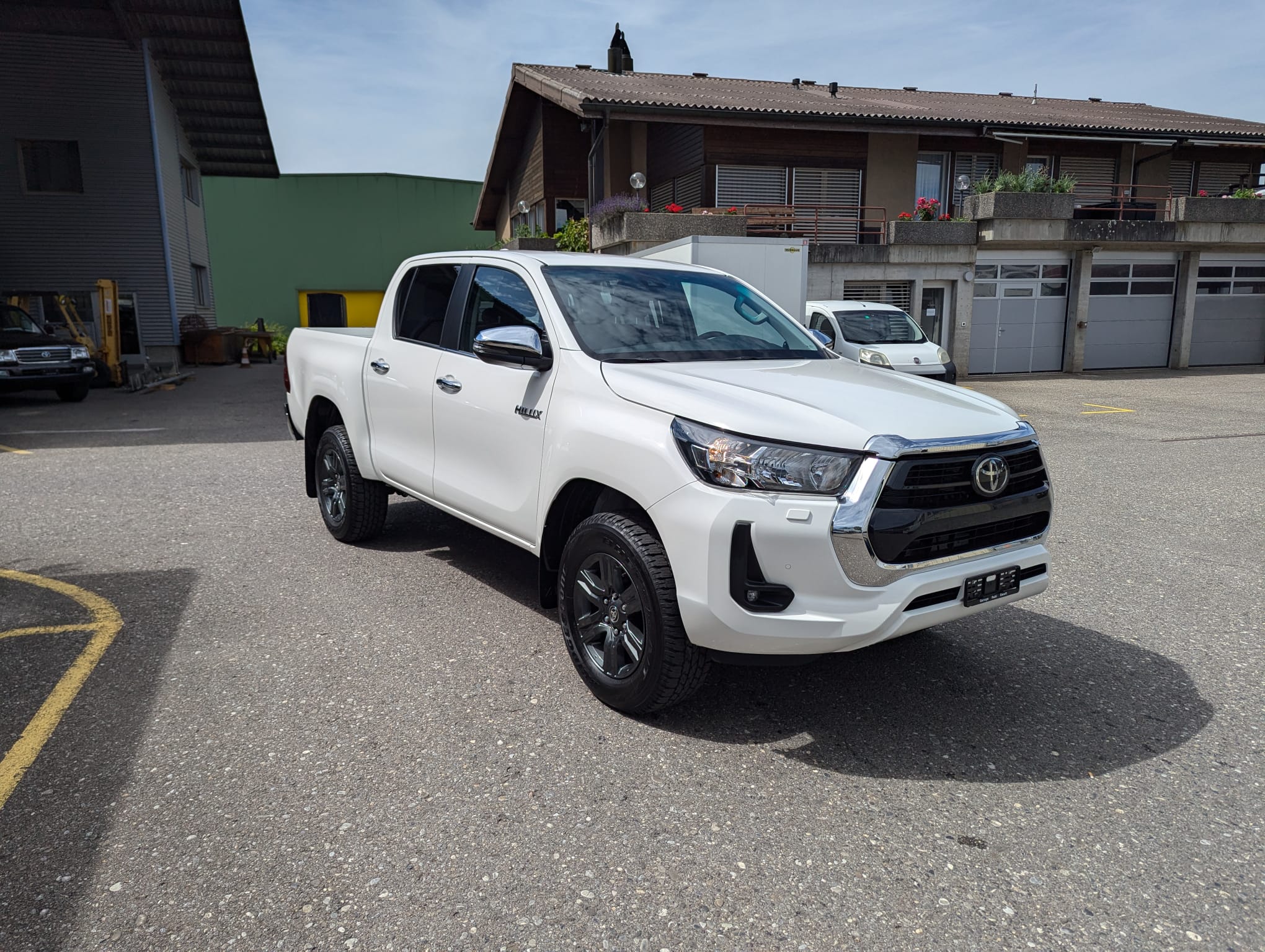 TOYOTA Hilux 2.4D-4D Style Double (Pick-up)