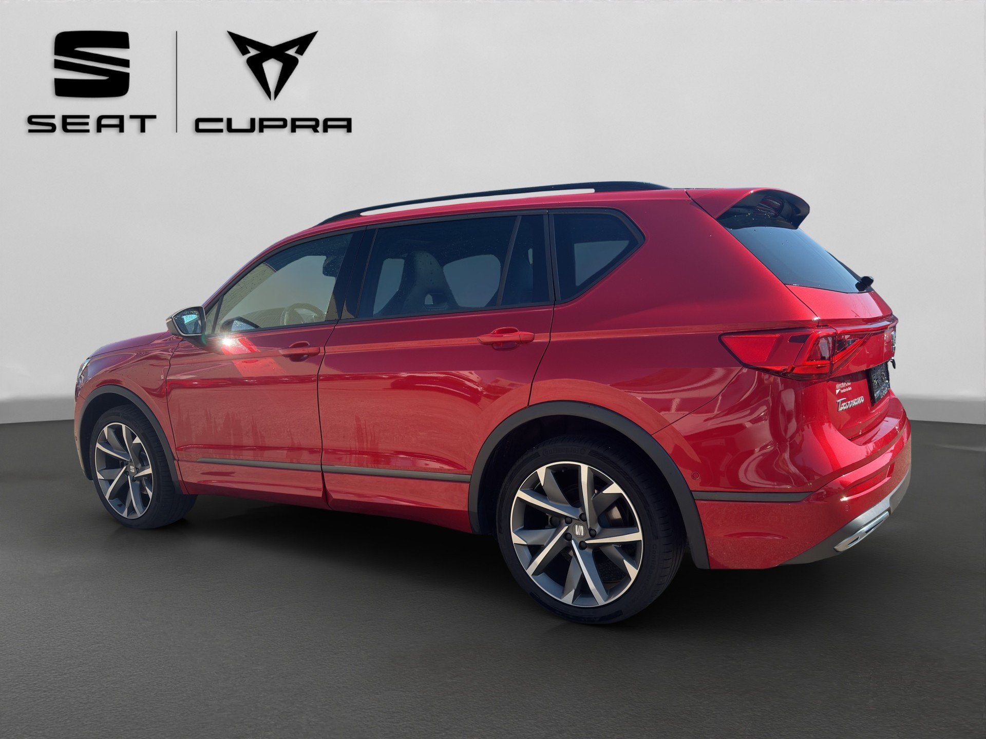 SEAT Tarraco 1.5TSI EVO Hola FR DSG-showroom-element-3