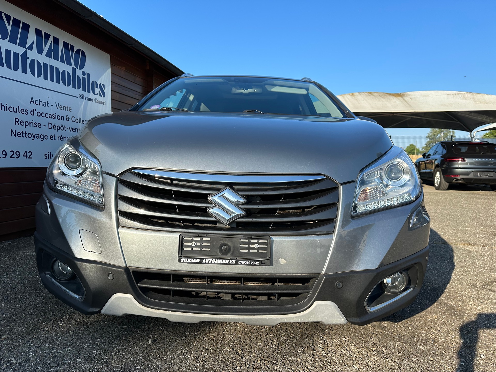 SUZUKI SX4 S-Cross 1.6 16V Compact Top 4WD-showroom-element-3