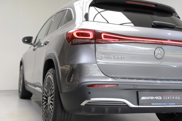 Image MERCEDES-BENZ EQA-250 EQA 250 AMG Line AMG Line
