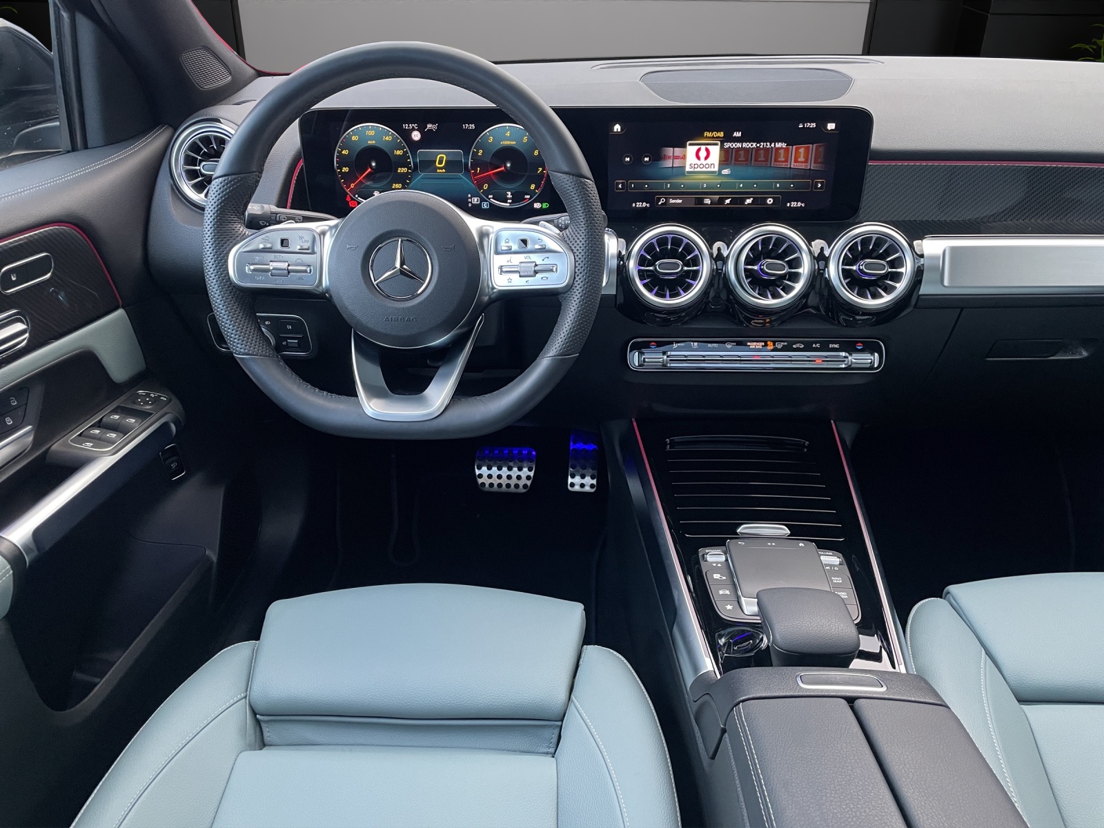 Image MERCEDES-BENZ GLB-250 GLB 250 4Matic AMG Line 8G-Tronic