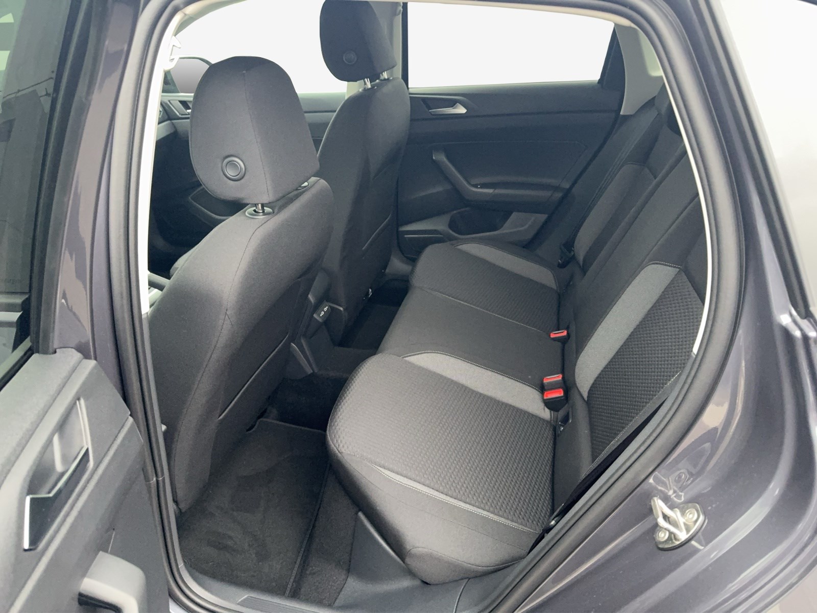 VW Taigo 1.0 TSI Life United DSG-image-11