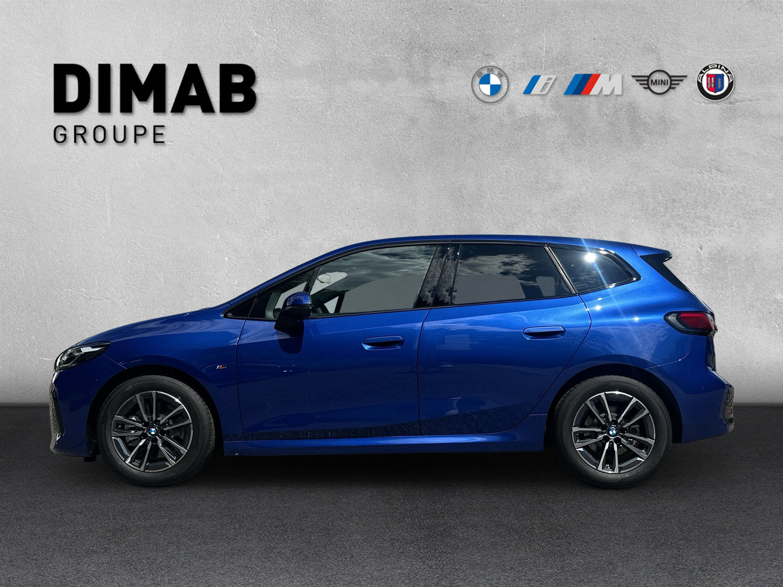 BMW 223d Active Tourer xDrive M Sport DKG-showroom-element-1