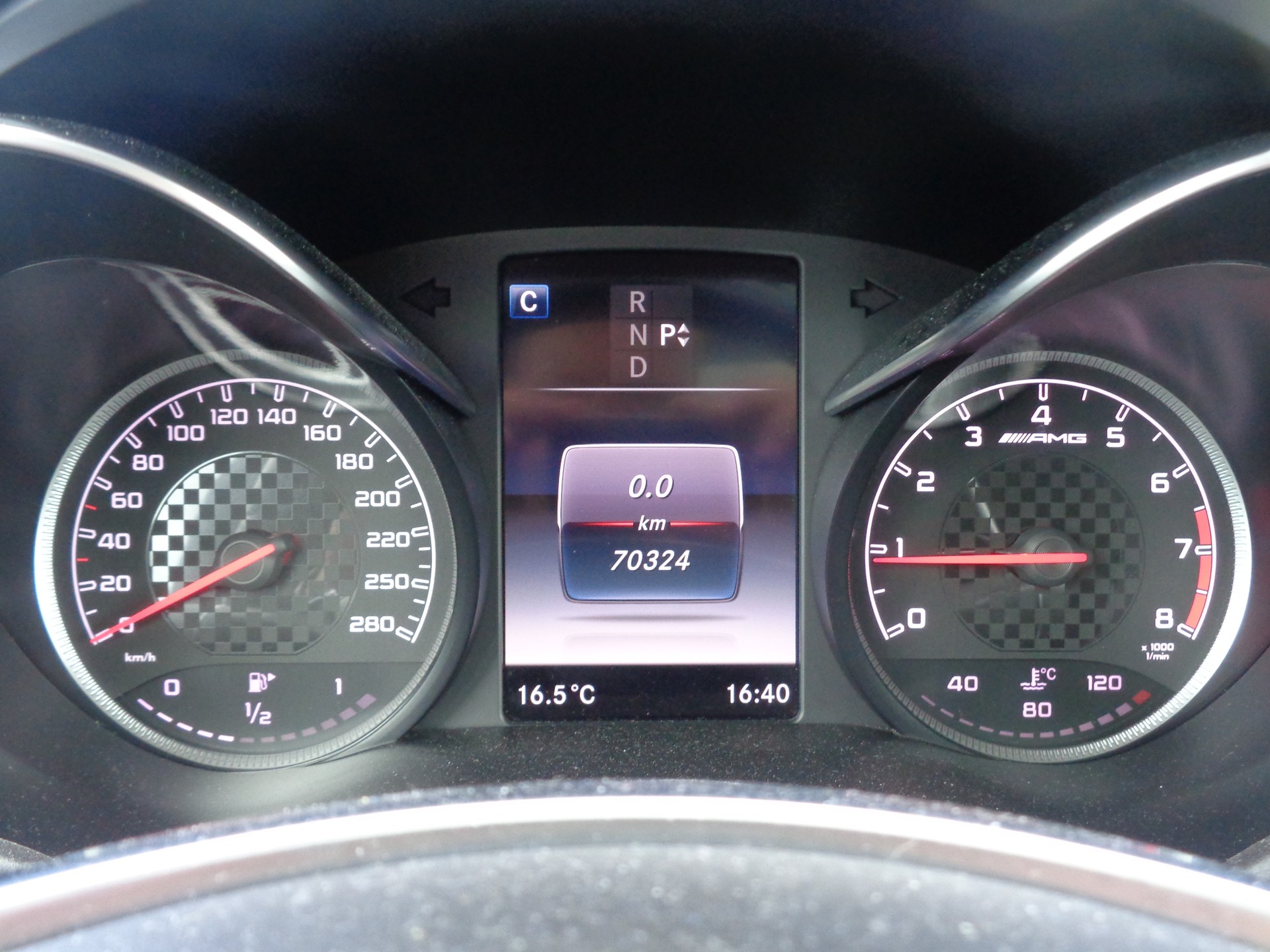 MERCEDES-BENZ GLC 43 AMG 4Matic 9G-Tronic-image-24