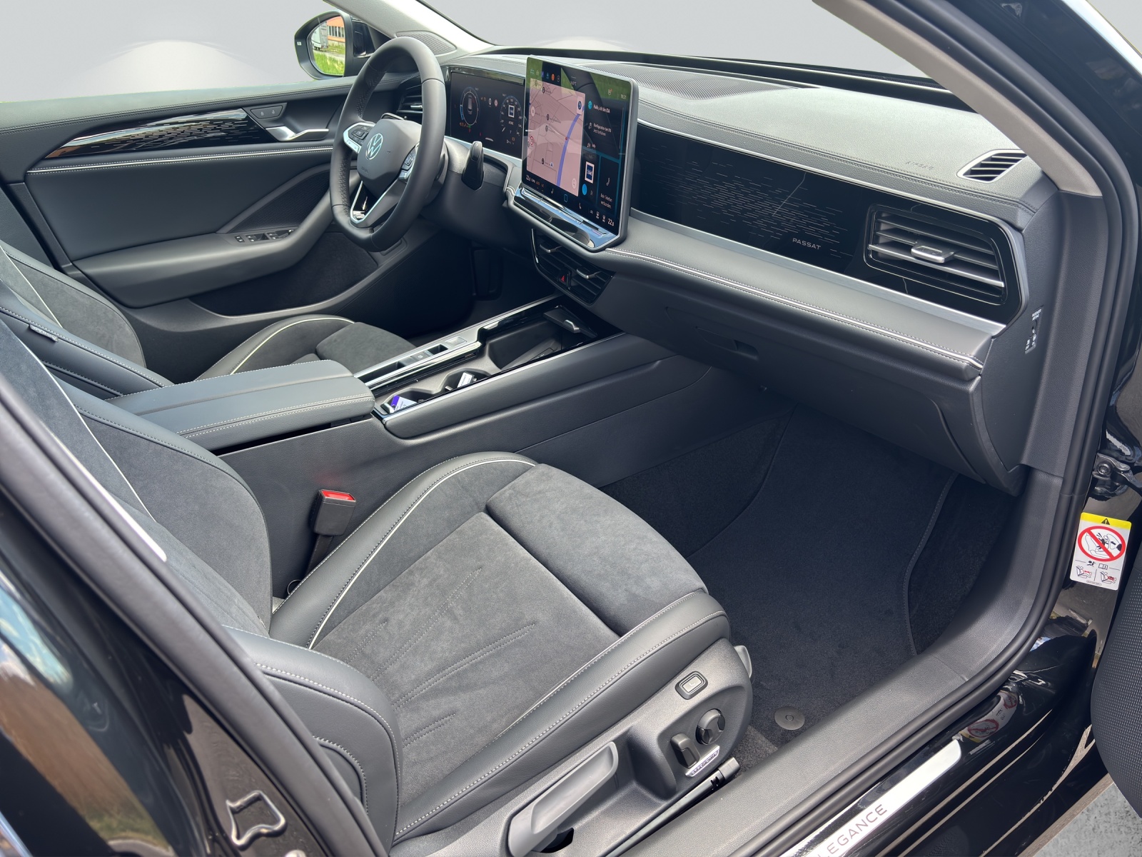 VW Passat Variant 2.0 TDI evo Elegance DSG-image-7