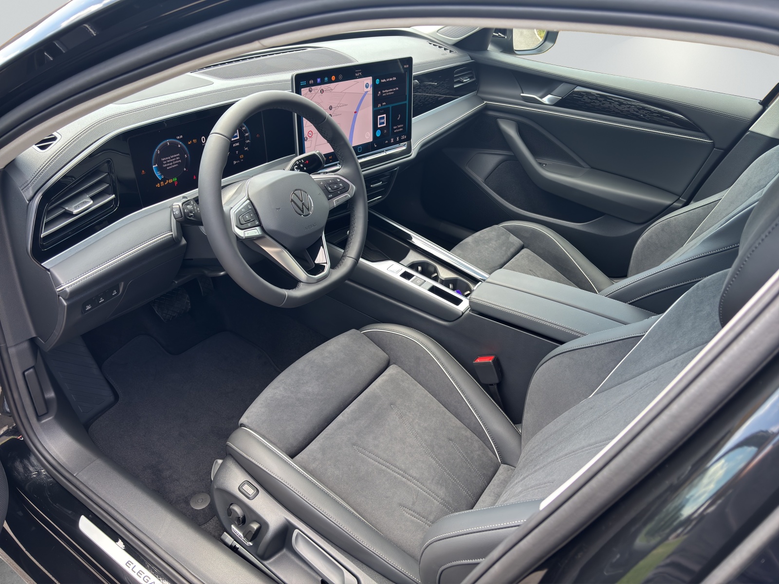 VW Passat Variant 2.0 TDI evo Elegance DSG-image-4