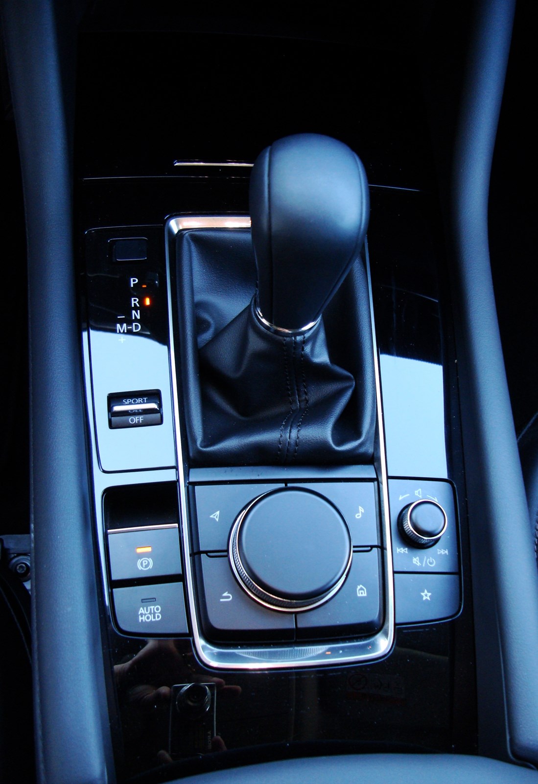 MAZDA 3 Hatchback SKYACTIV-X M Hybrid 186 Homura Automat-image-28