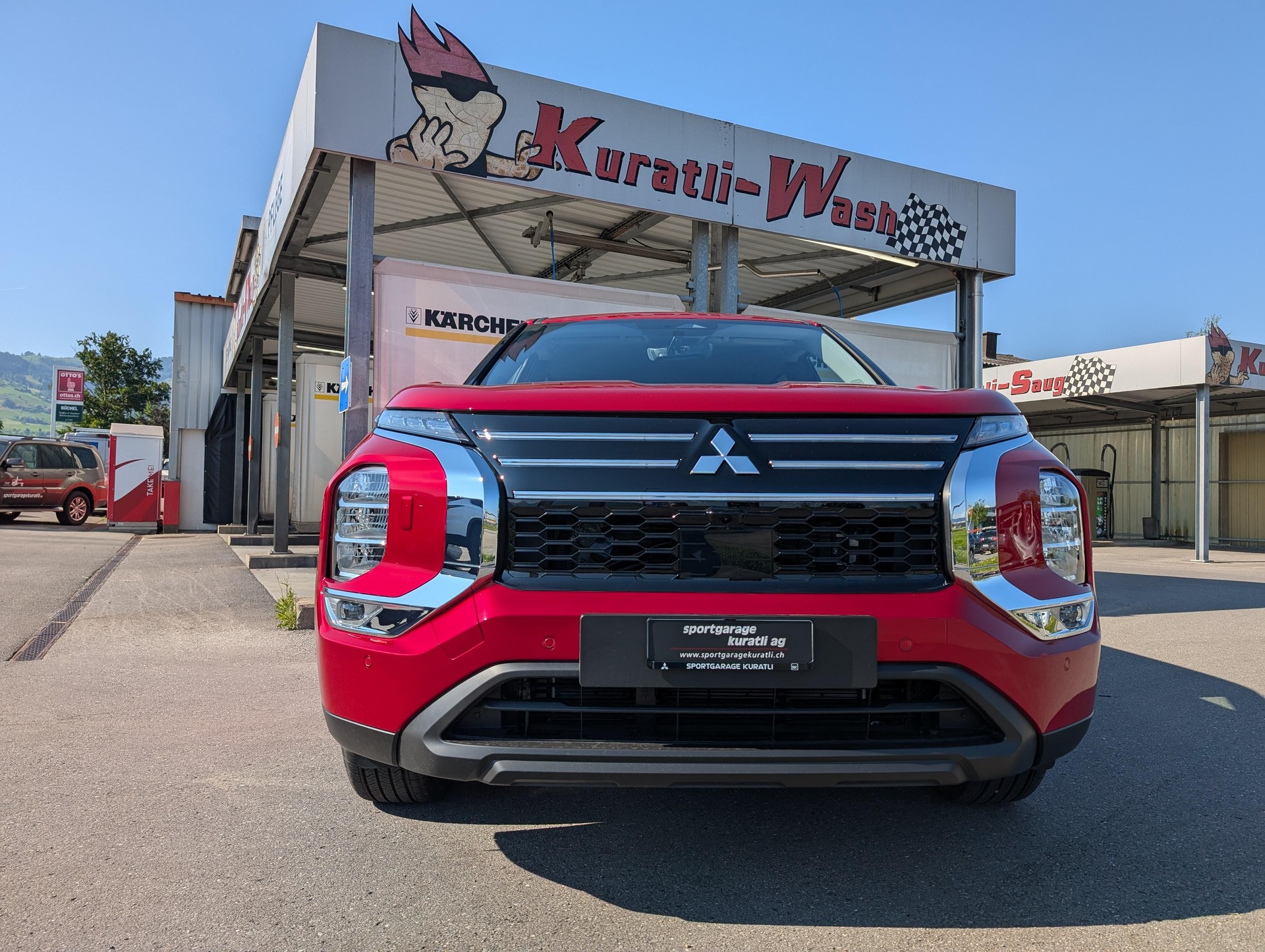 MITSUBISHI Outlander 2.4 PHEV Invite 4x4 Edition-showroom-element-3
