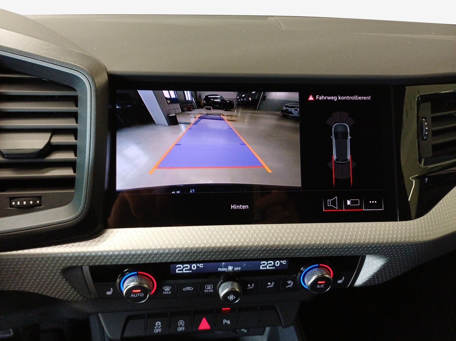 AUDI A1 Sportback 30 TFSI S Line Attraction-image-14