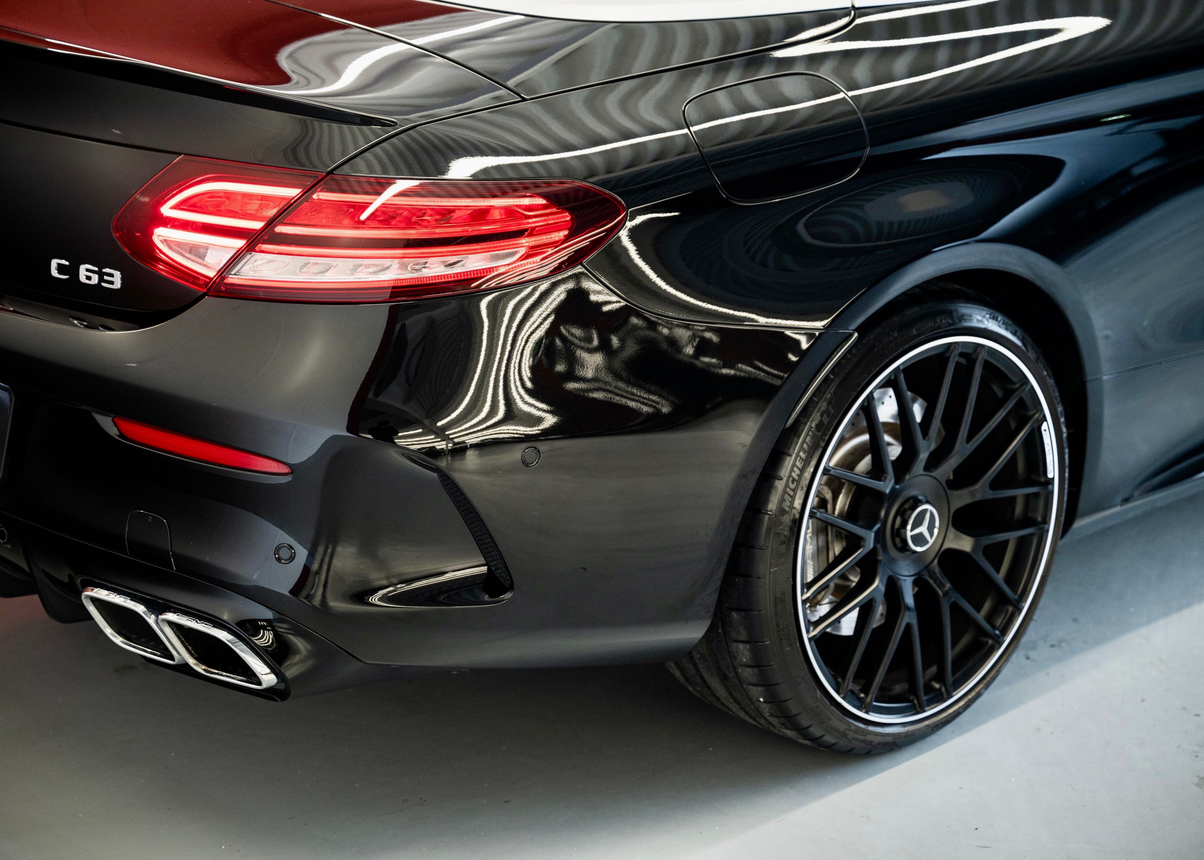 Image MERCEDES-BENZ C-63-AMG C 63 AMG Premium (Swiss model, sports exhaust)