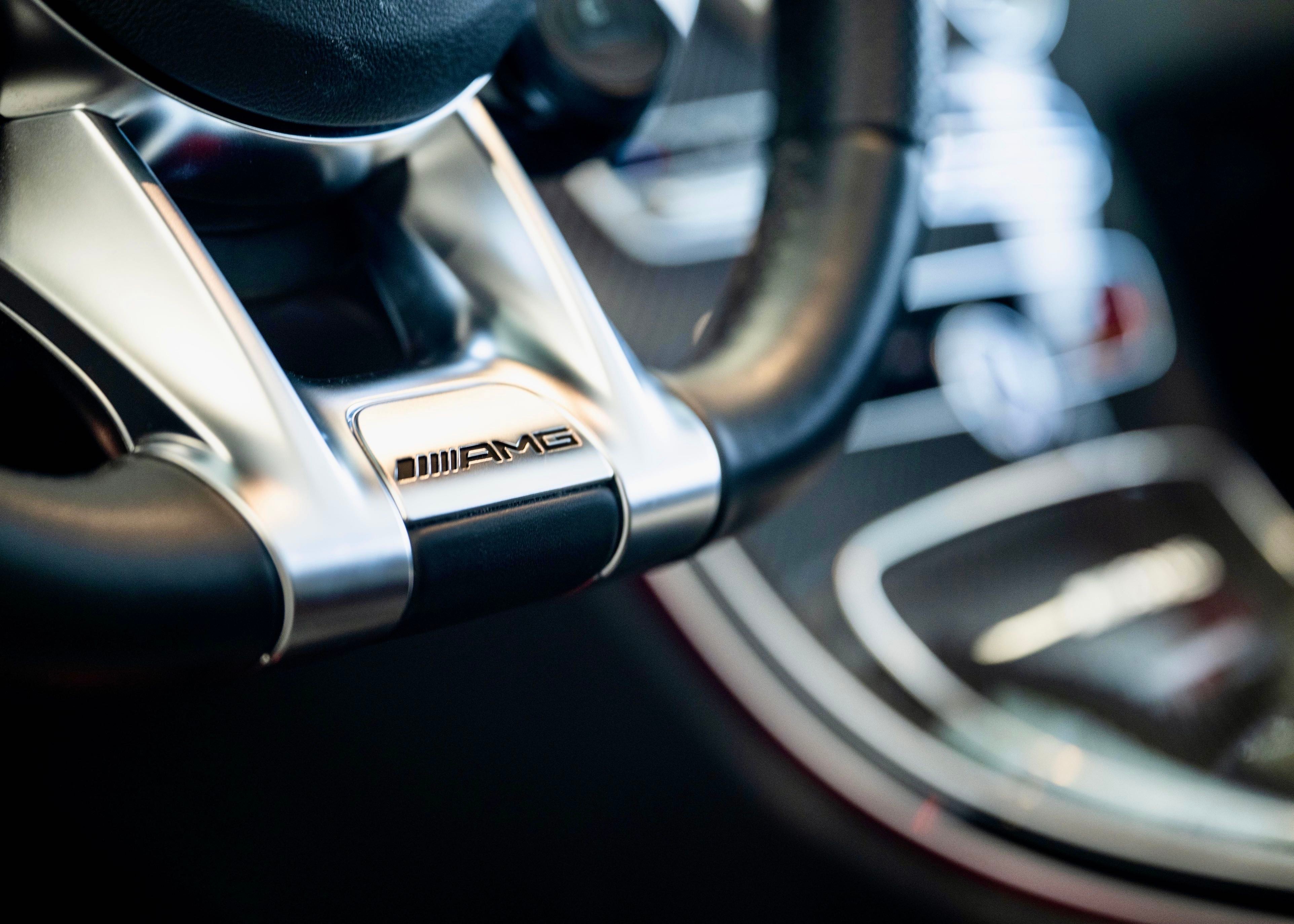 Image MERCEDES-BENZ C-63-AMG C 63 AMG Premium (Swiss model, sports exhaust)