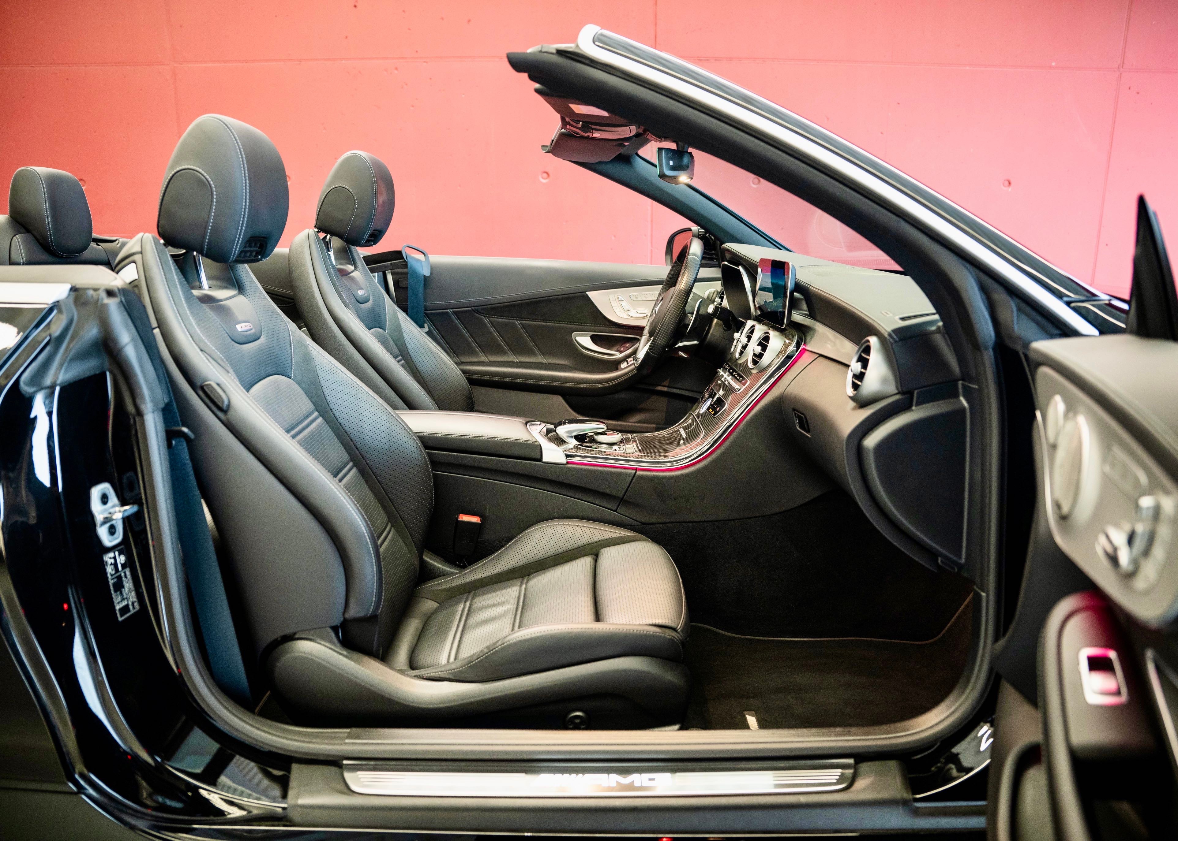 Image MERCEDES-BENZ C-63-AMG C 63 AMG Premium (Swiss model, sports exhaust)