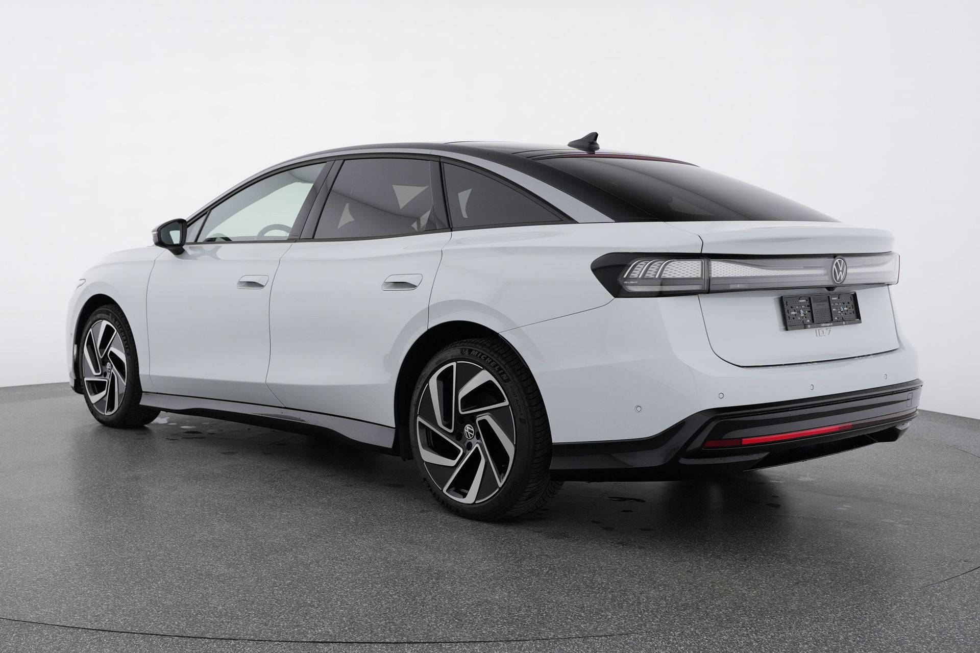 VW ID.7 Pro 77 kWh Pro-showroom-element-3