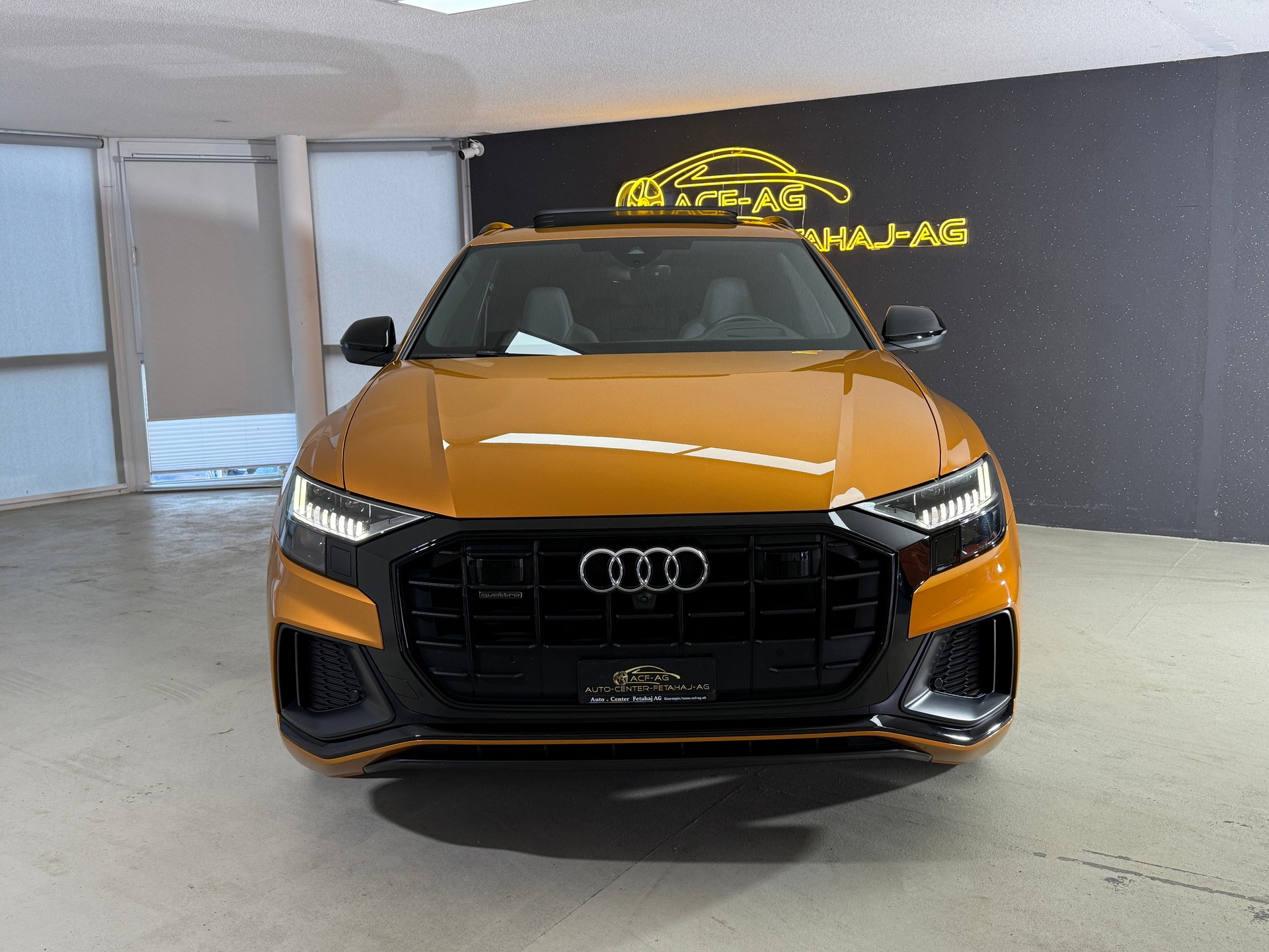 AUDI Q8 45 TDI Black Edition quattro tiptronic-showroom-element-1