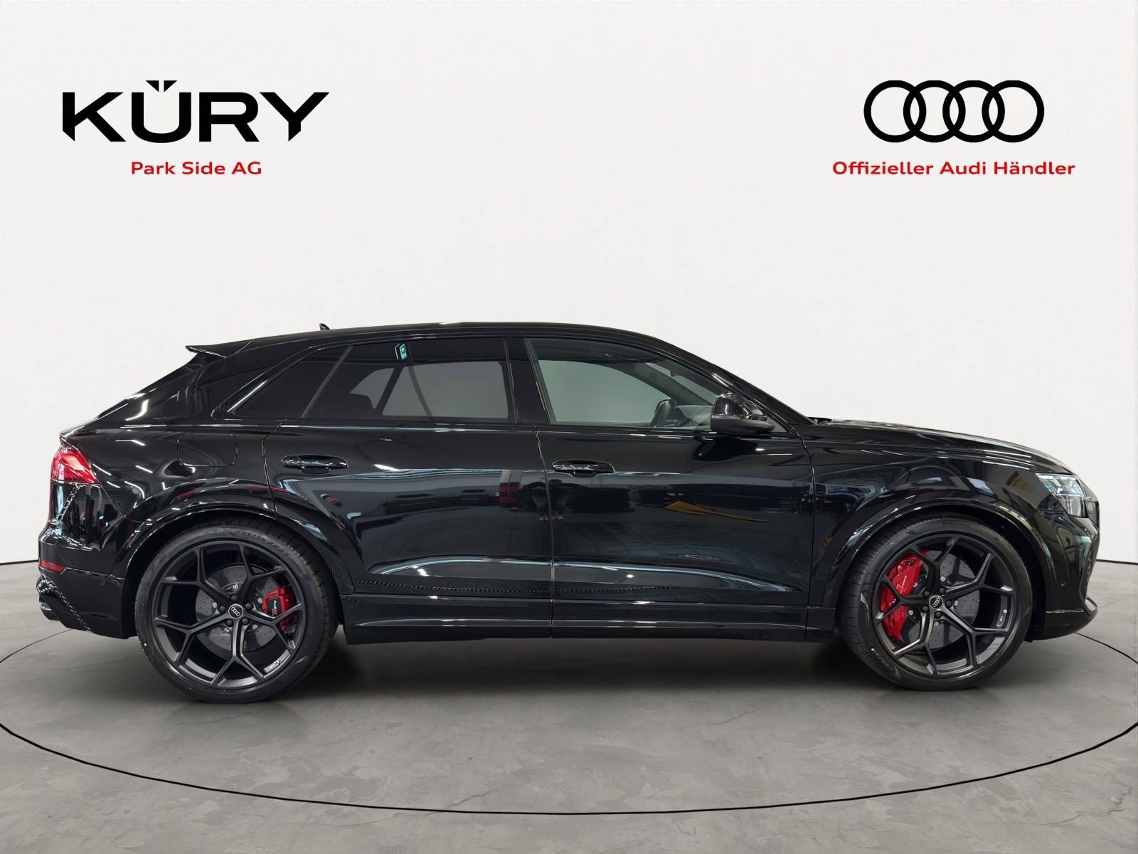 AUDI RSQ8 performance quattro-showroom-element-2