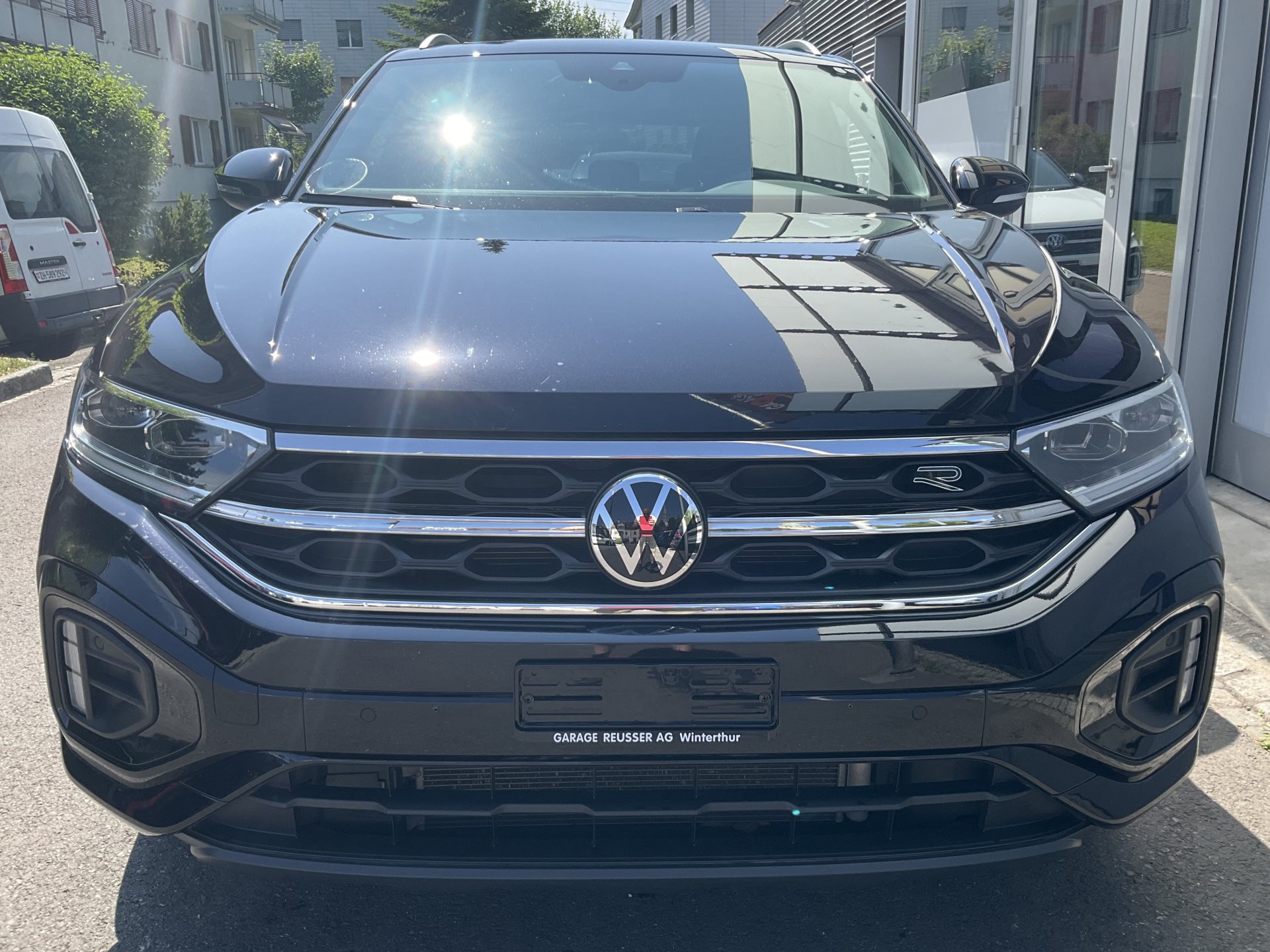 VW T-ROC R-LINE 4MOTION BLACK STYLE *** PANORAMAGLASDACH & ANHÄNGEKUPPLUNG ***-showroom-element-1