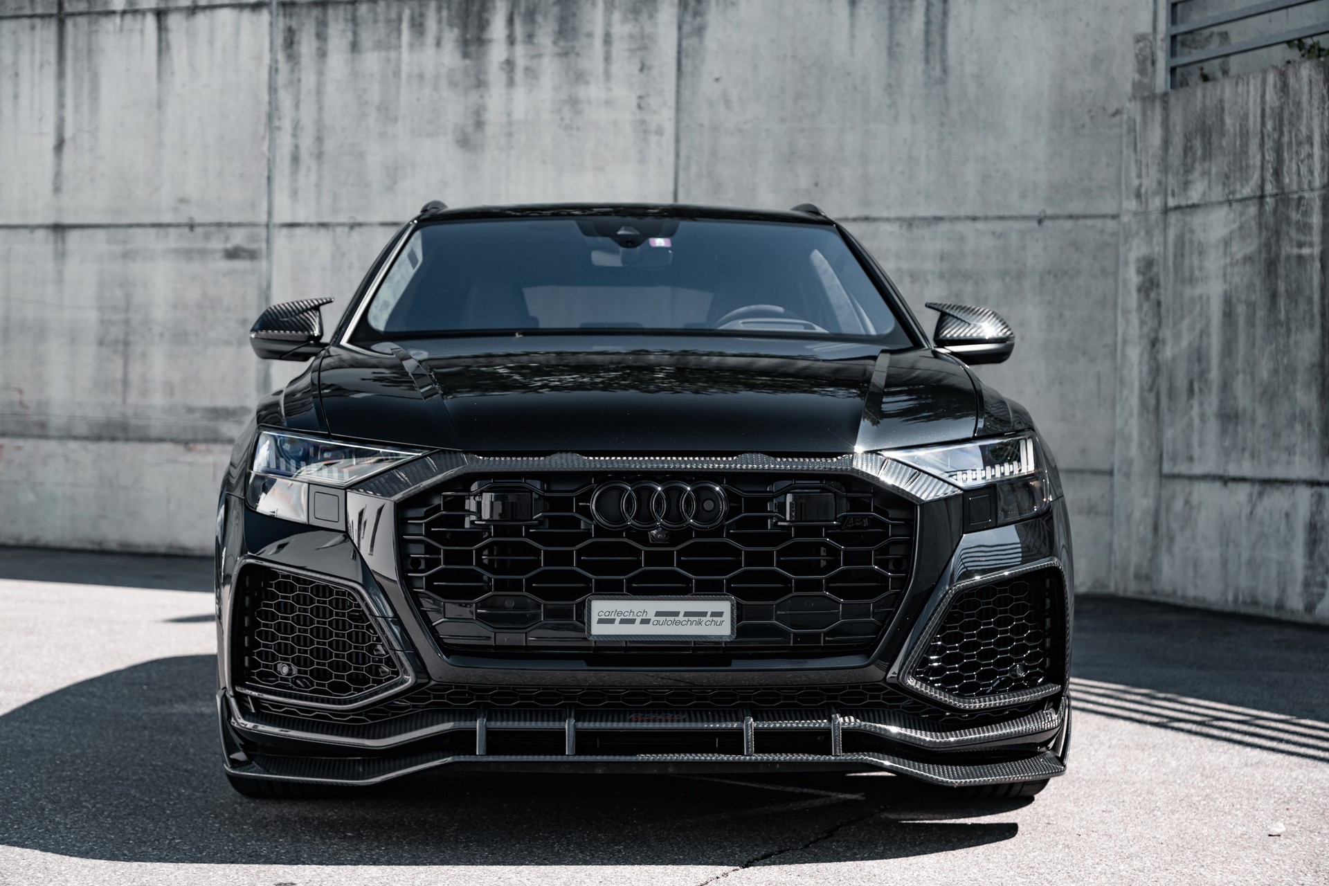 AUDI ABT RSQ8  SignatureEdition 817PS-showroom-element-1
