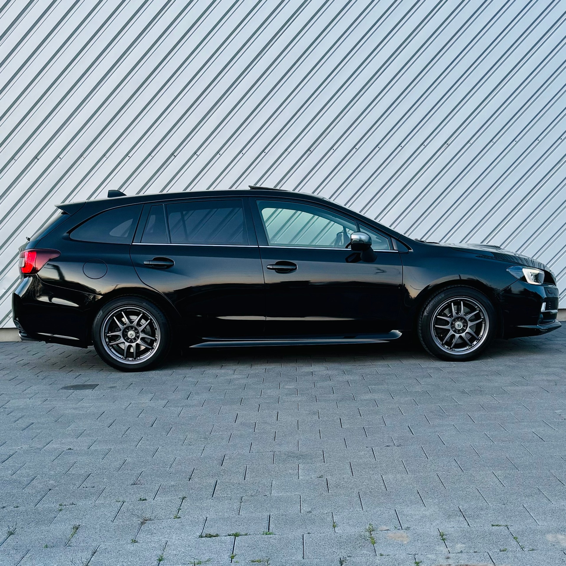 SUBARU Levorg 1.6DIT Luxury S AWD Lineartronic-showroom-element-1