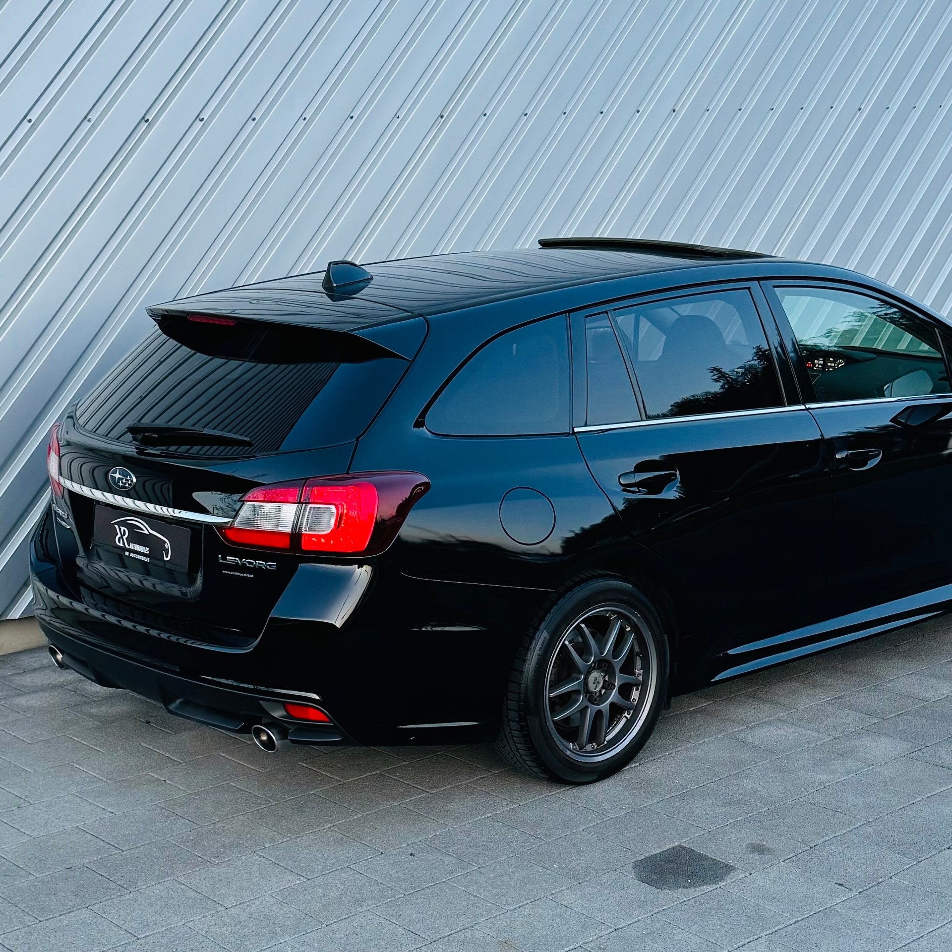 SUBARU Levorg 1.6DIT Luxury S AWD Lineartronic-showroom-element-3