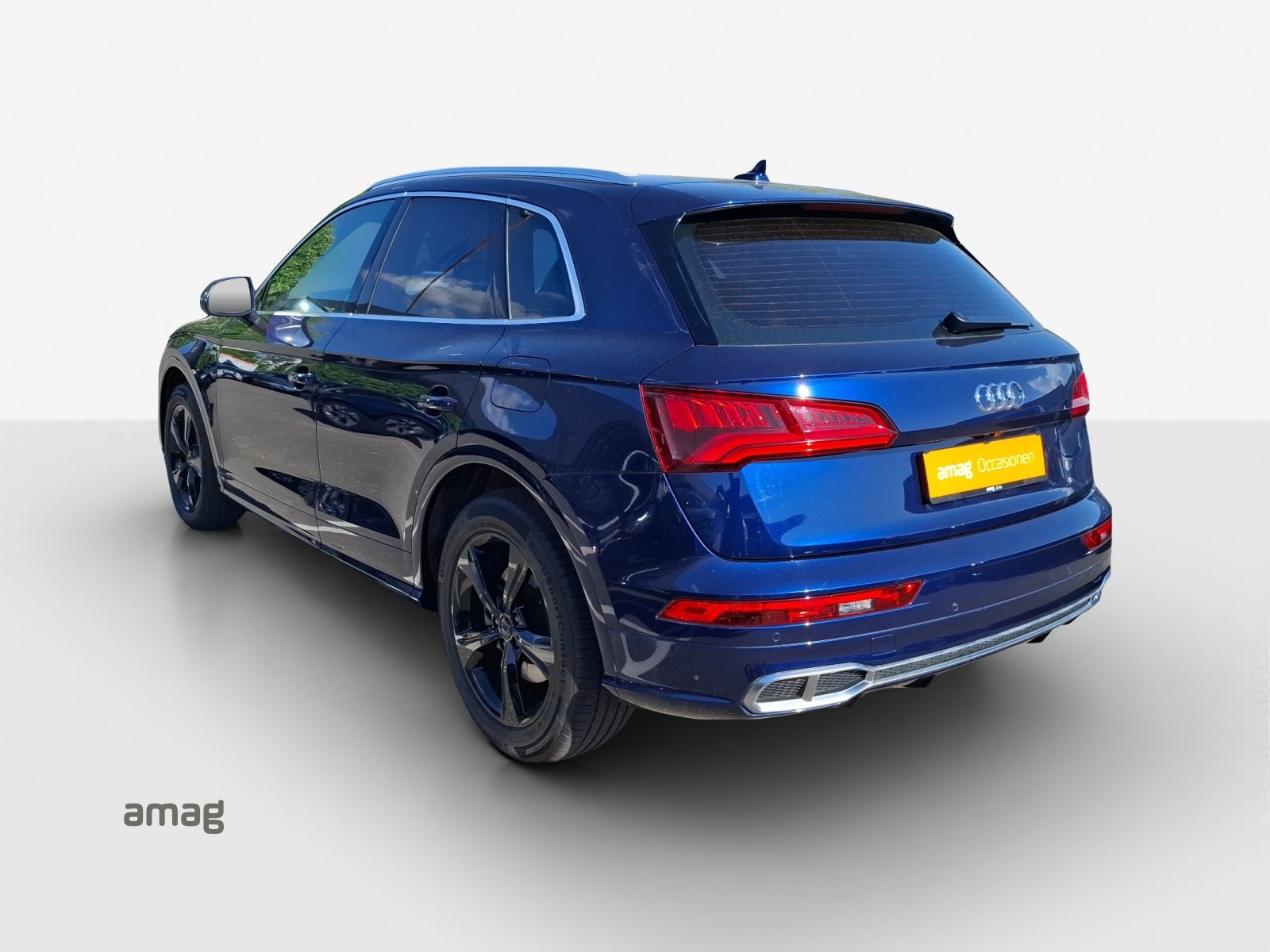 AUDI Q5 55 TFSI e sport quattro-showroom-element-2