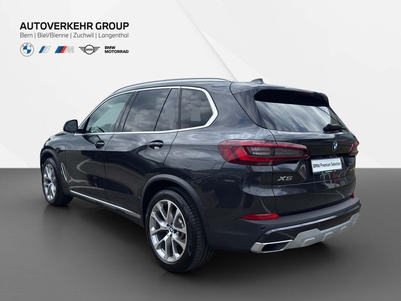 BMW X5 xDrive 25d xLine-showroom-element-3