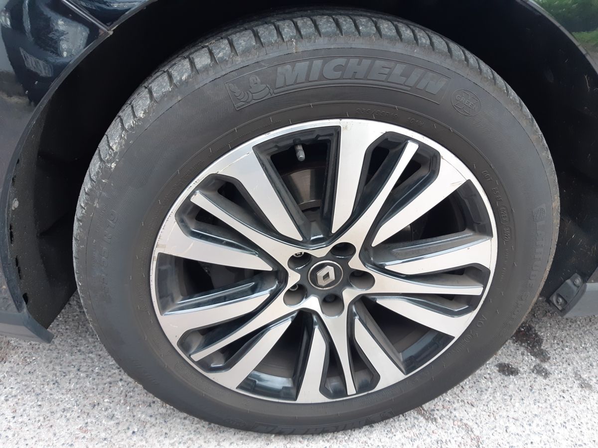 RENAULT Espace 1.8 TCe Energy Initiale Paris-showroom-element-2