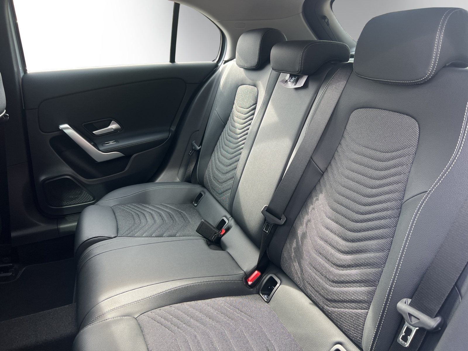 Image MERCEDES-BENZ A-250 A 250 4Matic 8G-DCT