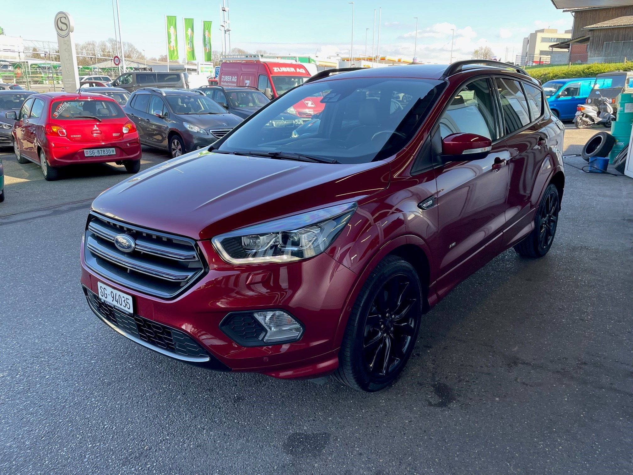 FORD Kuga 1.5 (SUV / Gelndewagen)