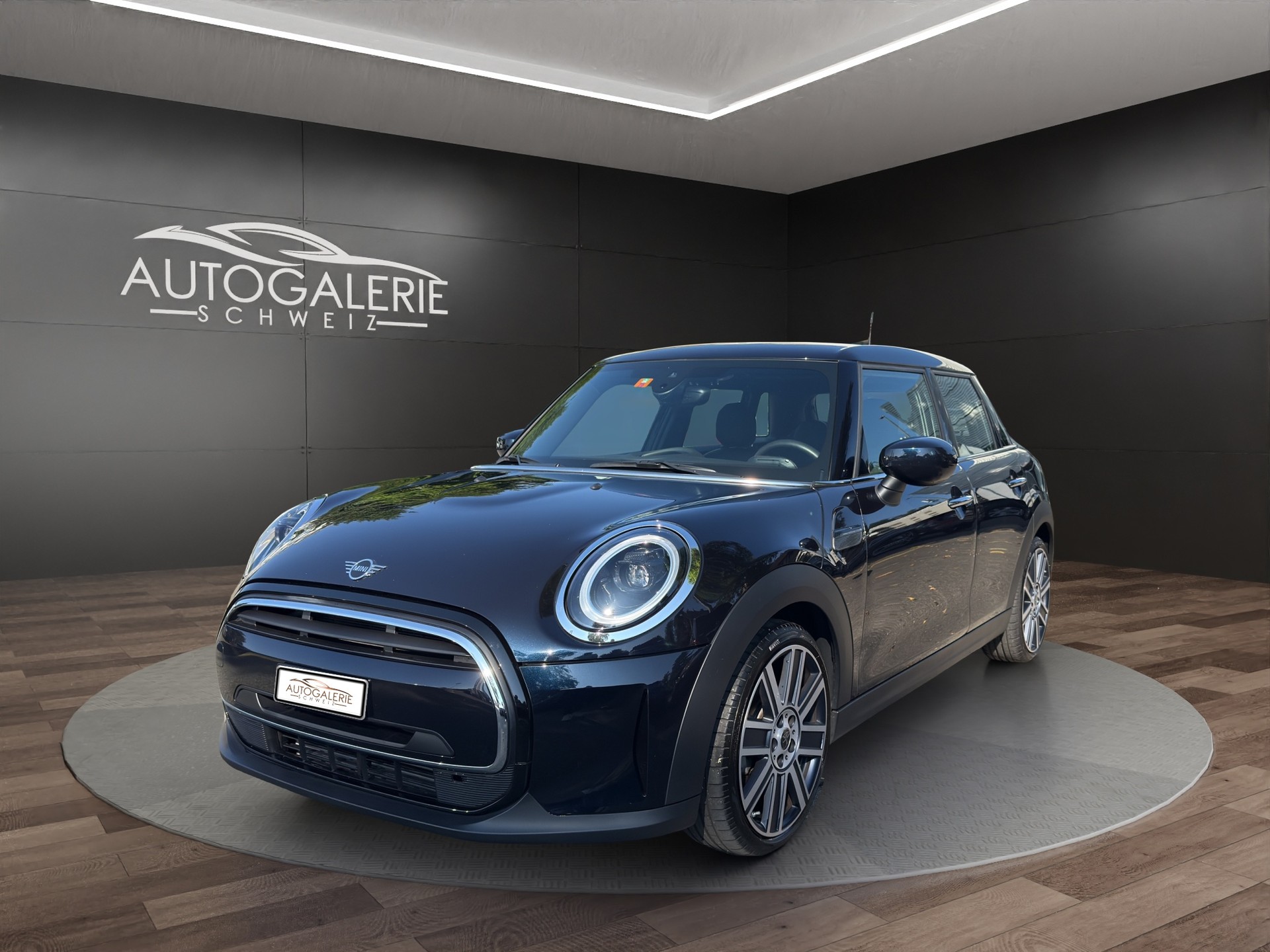MINI Cooper Steptronic DKG | CH Swiss | Mini Yours Trim | Kamera | Sonderlackierung |
