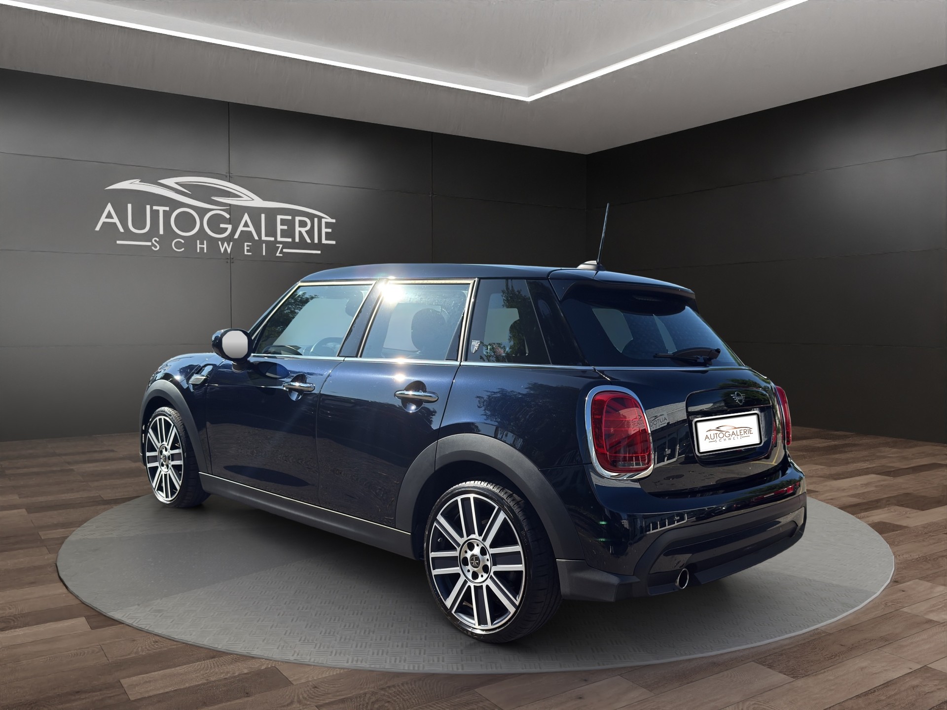 MINI Cooper Steptronic DKG | CH Swiss | Mini Yours Trim | Kamera | Sonderlackierung |-showroom-element-2