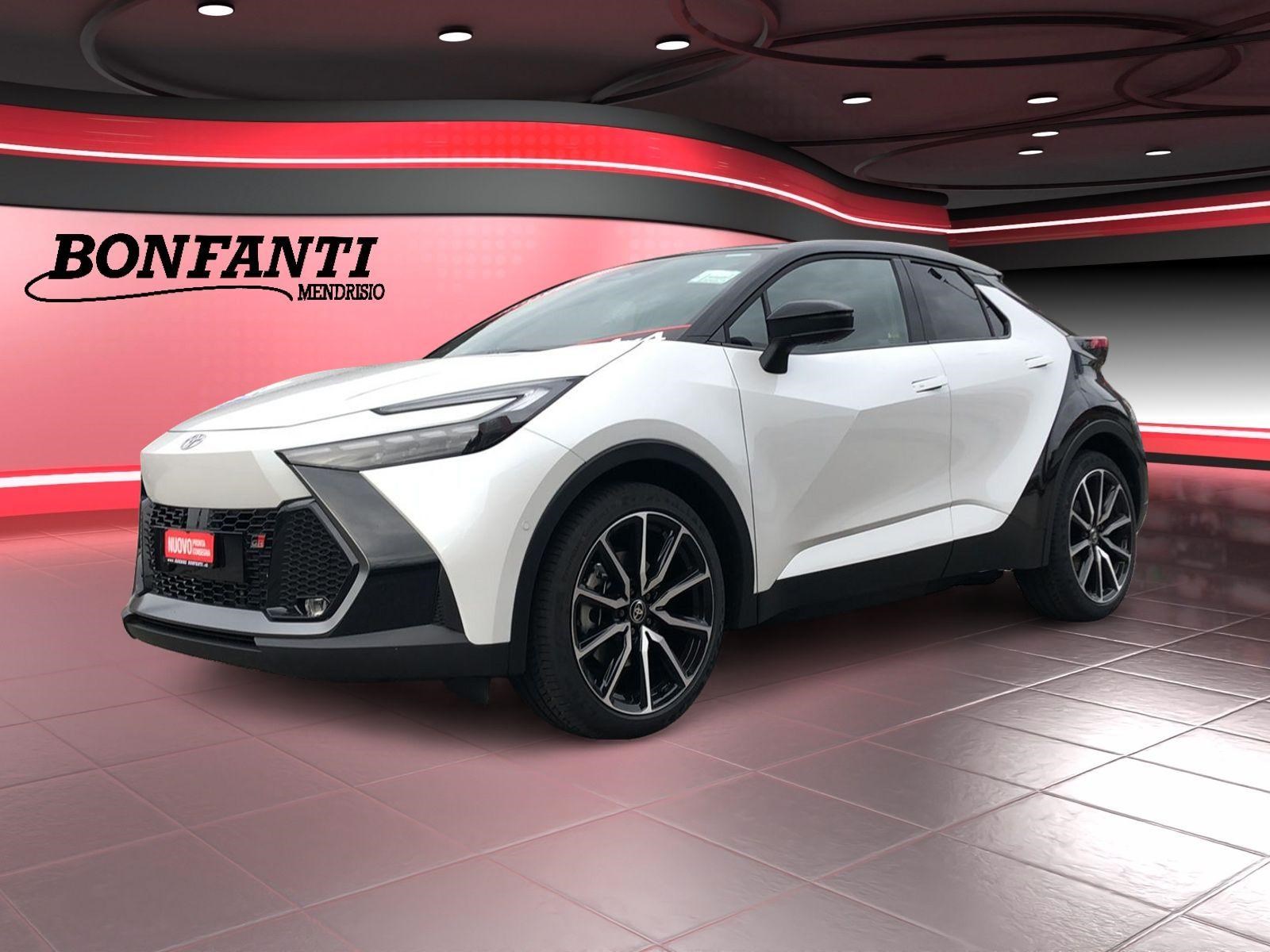 TOYOTA C-HR (SUV / Gelndewagen)