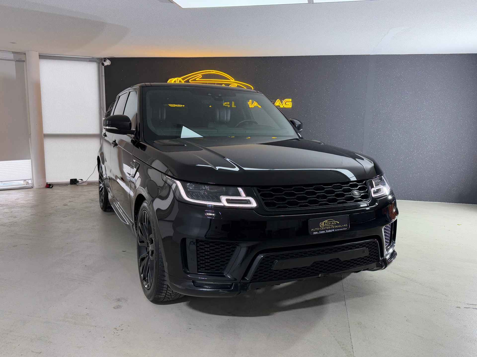 LAND ROVER Range Rover Sport 3.0 SDV6 HSE Automatic-showroom-element-2