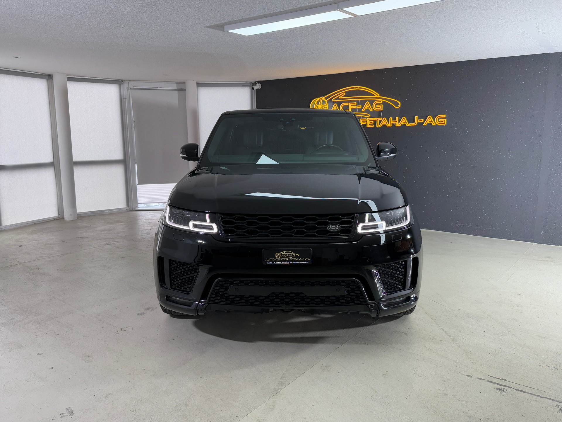 LAND ROVER Range Rover Sport 3.0 SDV6 HSE Automatic-showroom-element-1