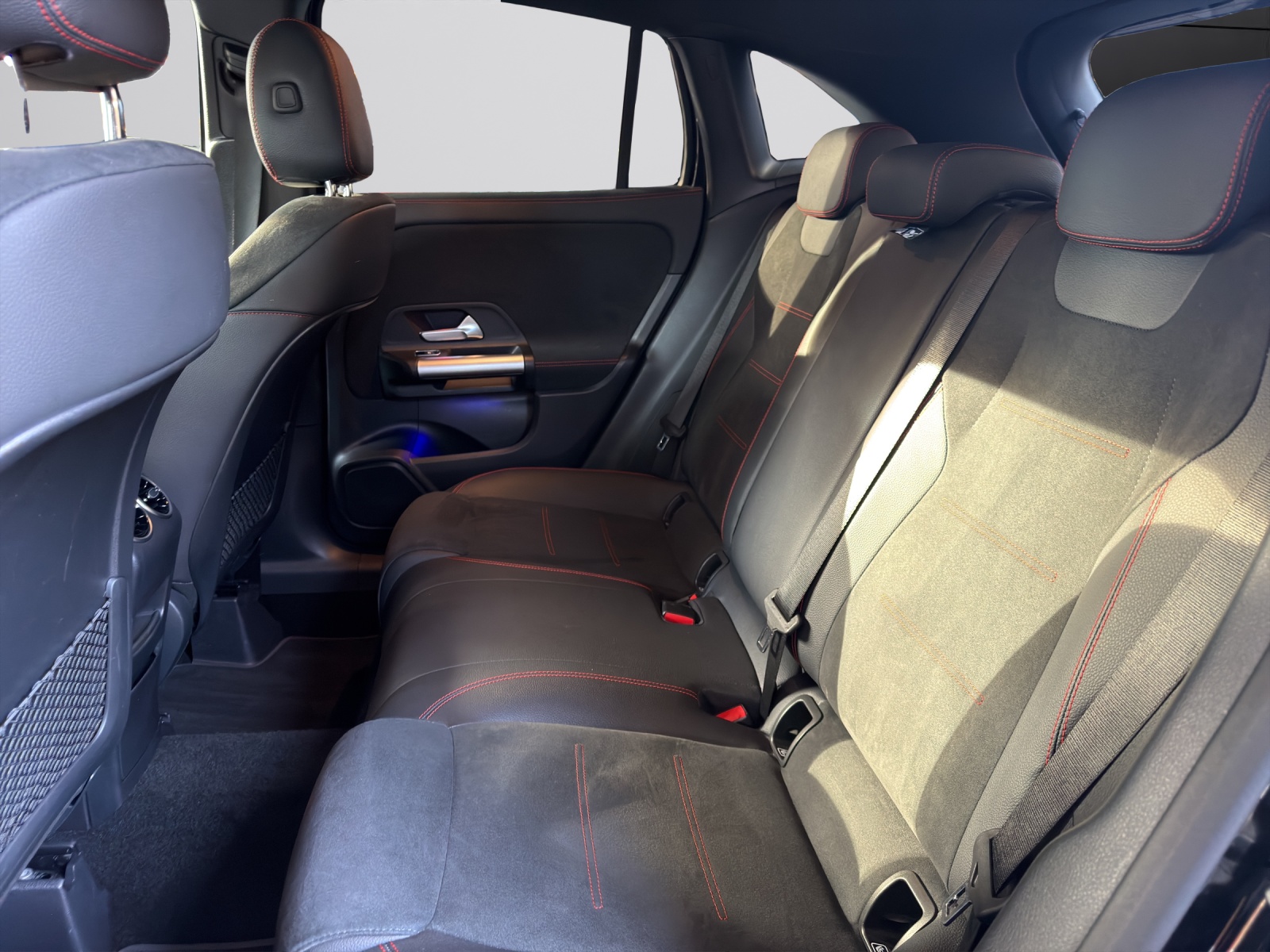 Image MERCEDES-BENZ GLA-200 GLA 200 4Matic AMG Line 8G-DCT