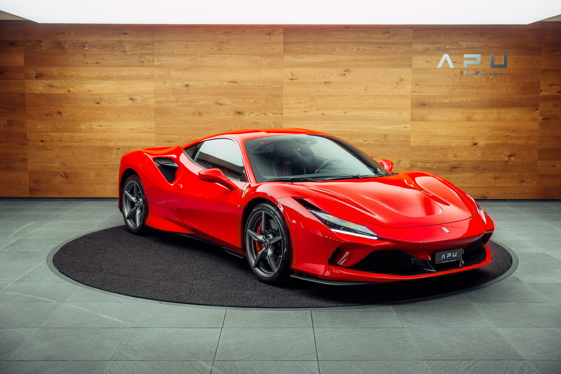 FERRARI F8 Tributo
