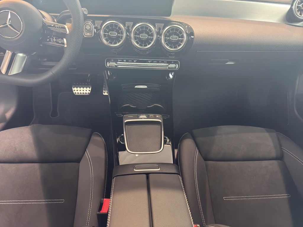 Image MERCEDES-BENZ CLA-250 CLA Shooting Brake 250 4Matic 8G-DCT