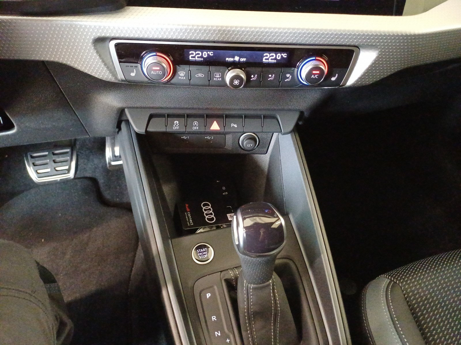 AUDI A1 Sportback 30 TFSI S Line Attraction-image-10