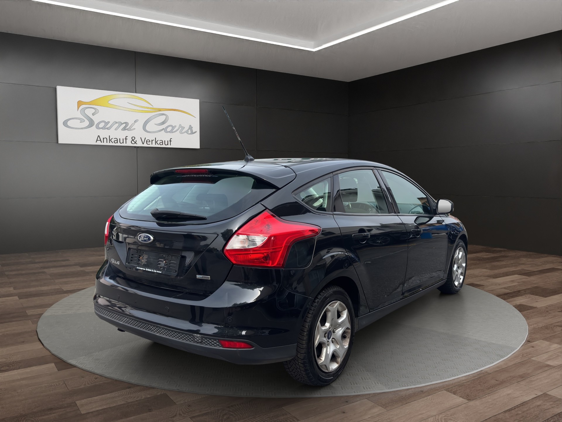 FORD Focus 1.0 SCTi Trend-image-2