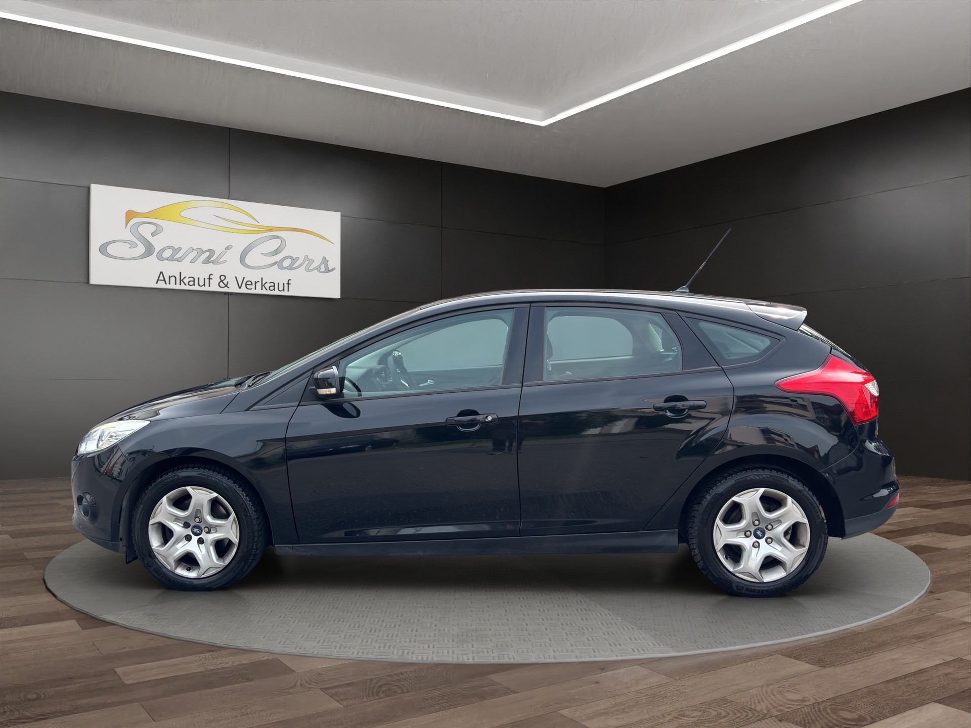 FORD Focus 1.0 SCTi Trend-image-3