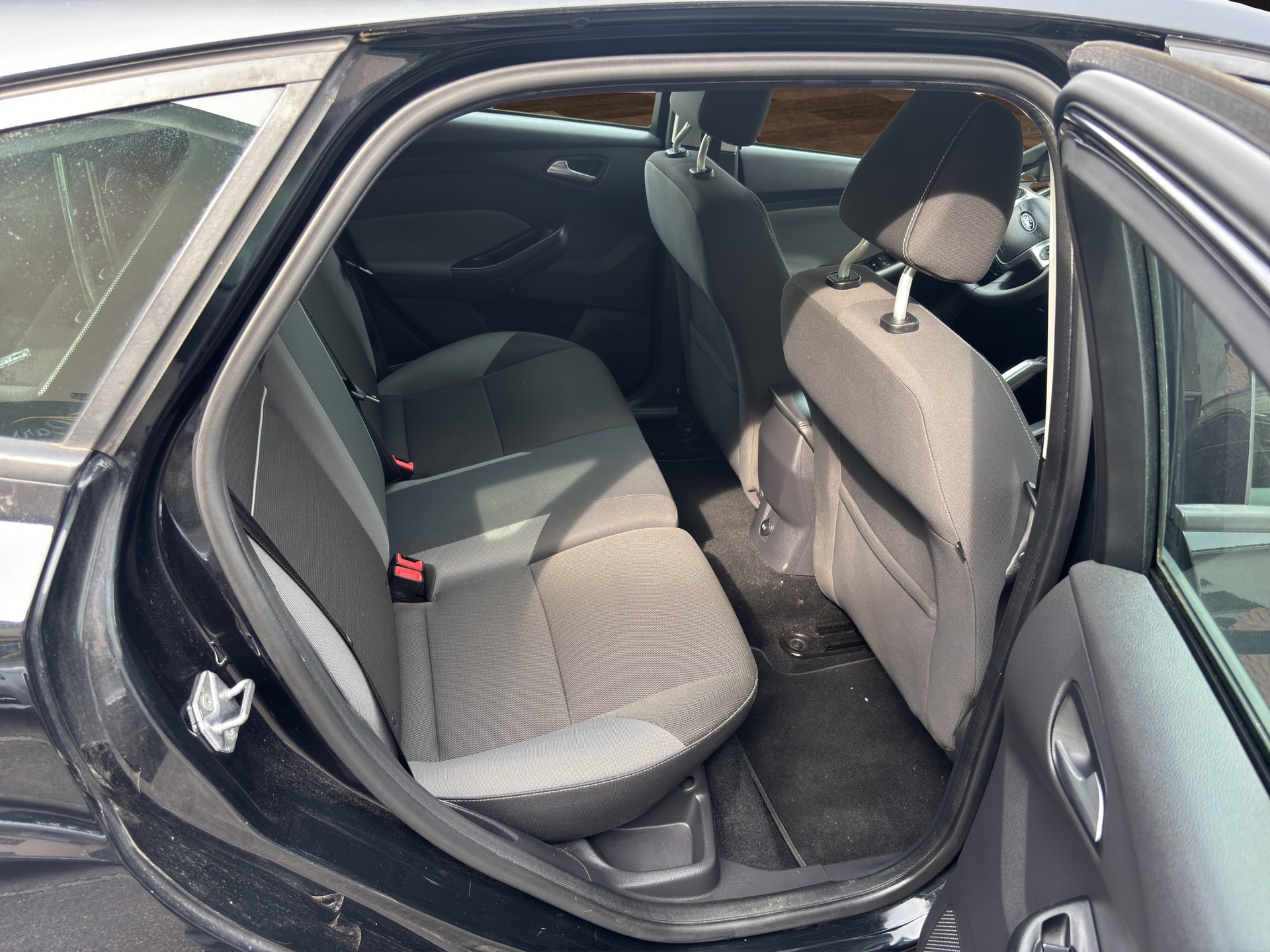 FORD Focus 1.0 SCTi Trend-image-10