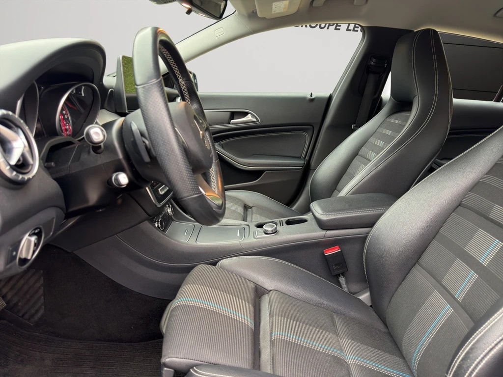 Image MERCEDES-BENZ CLA-220 CLA Shooting Brake 220 Urban 4Matic 7G-DCT