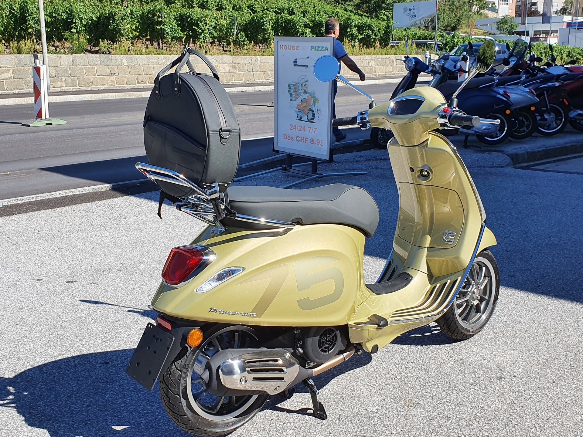 PIAGGIO Vespa 125 Primavera 75th Anniversary ABS-showroom-element-3